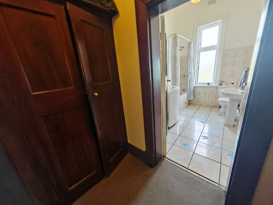 5 Bedroom Property for Sale in Navalsig Free State